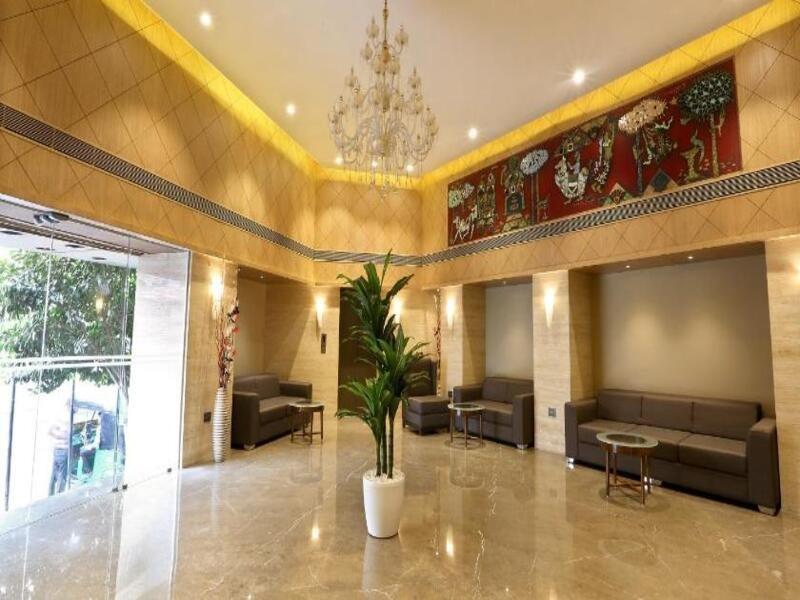 中央贝肯酒店 苏拉特 外观 照片